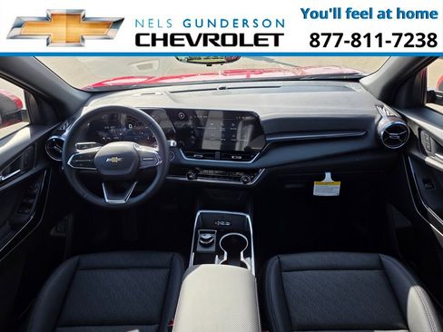 New 2026 Chevrolet Equinox LT w/ Convenience Package II AWD/4WD image 14