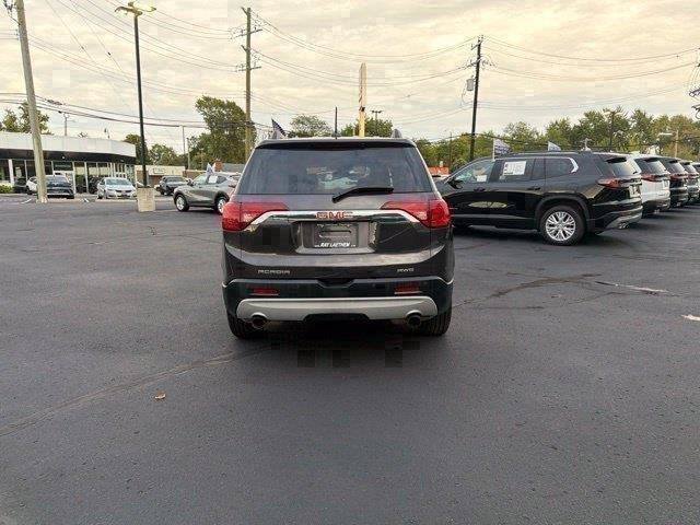Used 2018 GMC Acadia SLT AWD/4WD image 11