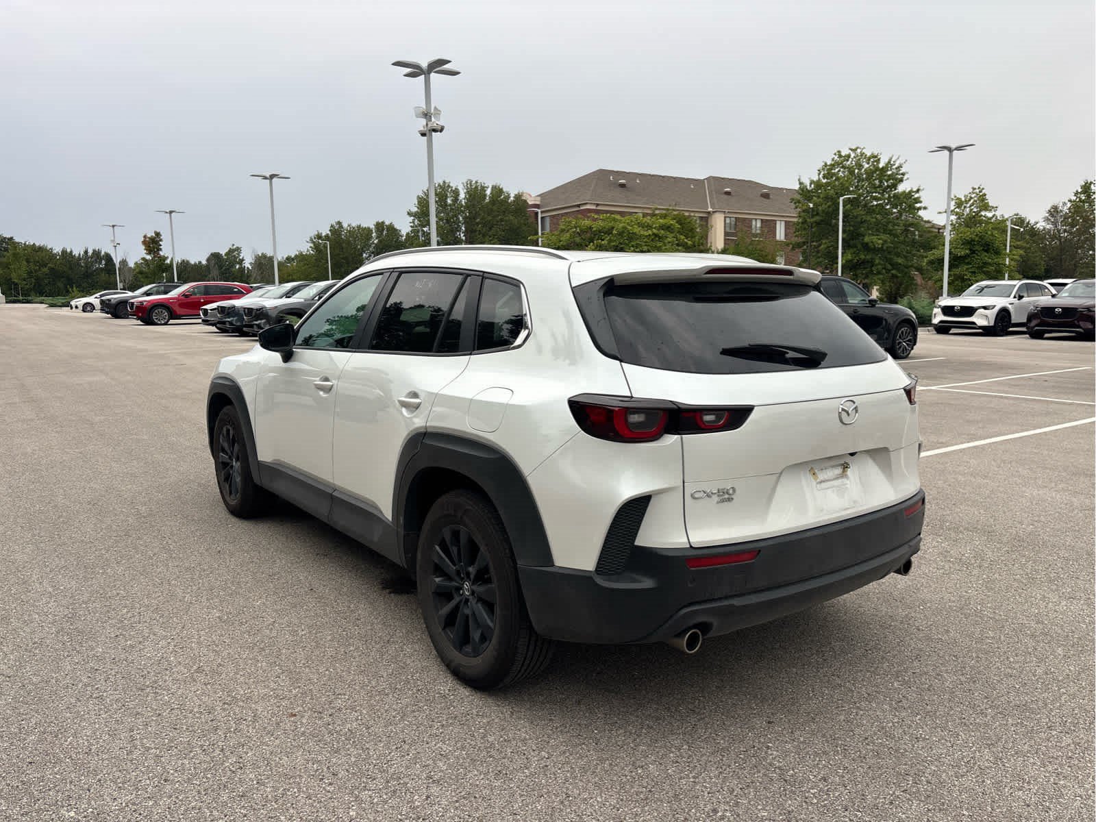 Used 2026 MAZDA CX-50 AWD 2.5 S w/ Preferred Pkg image 3
