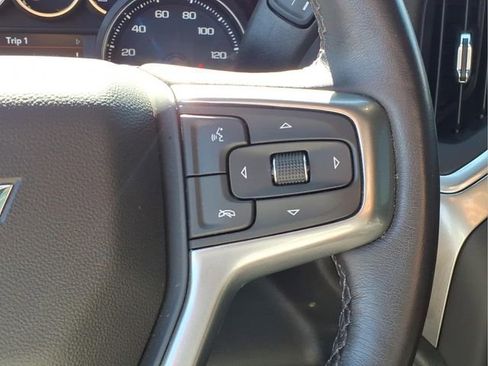 Used 2022 Chevrolet Silverado 1500 LT Trail Boss w/ Bed Protection Package image 16