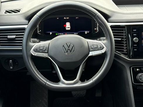 Certified 2023 Volkswagen Atlas Cross Sport SE w/ Panoramic Sunroof Package image 14