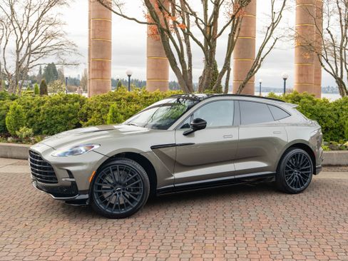 New 2026 Aston Martin DBX 707 AWD/4WD image 40