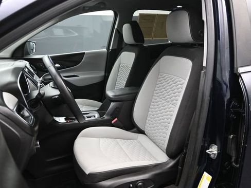 Used 2021 Chevrolet Equinox LT AWD/4WD image 10
