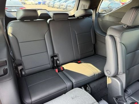 New 2026 Chevrolet Traverse LT w/ Driver Confidence Package FWD image 14