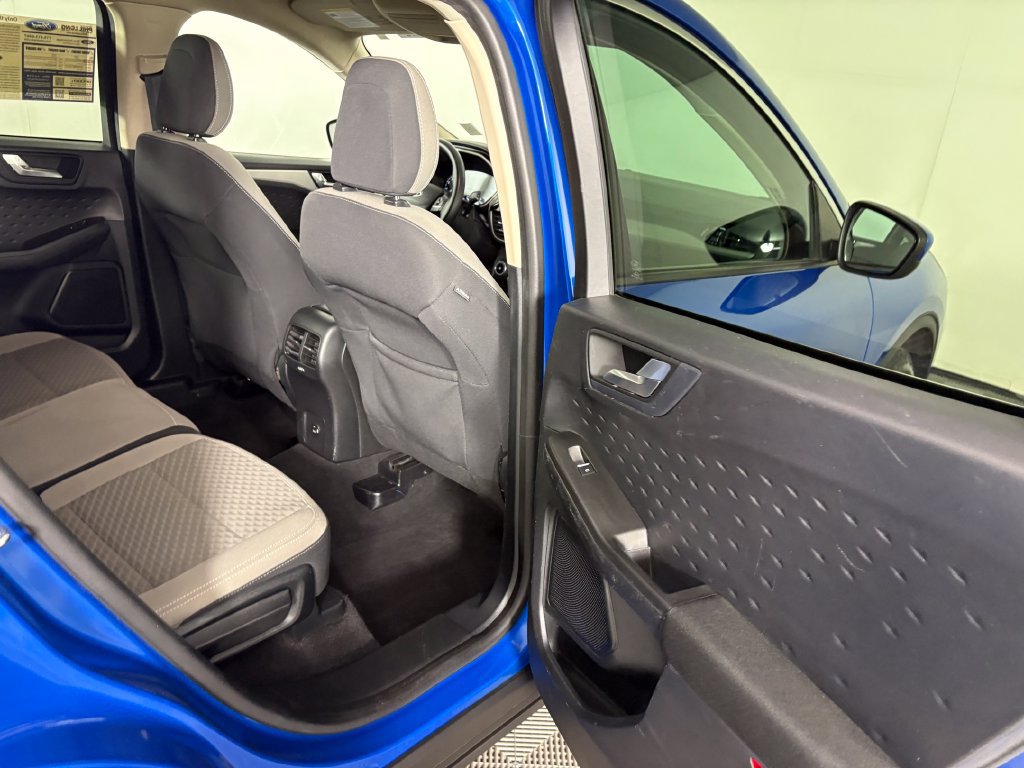 Certified 2020 Ford Escape SE AWD/4WD image 31