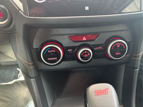 Used 2023 Subaru Crosstrek 2.5i Limited AWD/4WD image 28