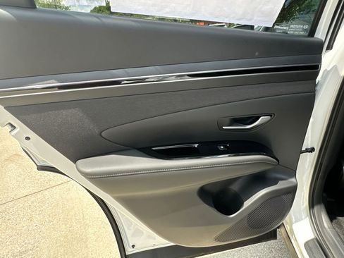 Certified 2024 Hyundai Tucson SEL AWD/4WD image 18