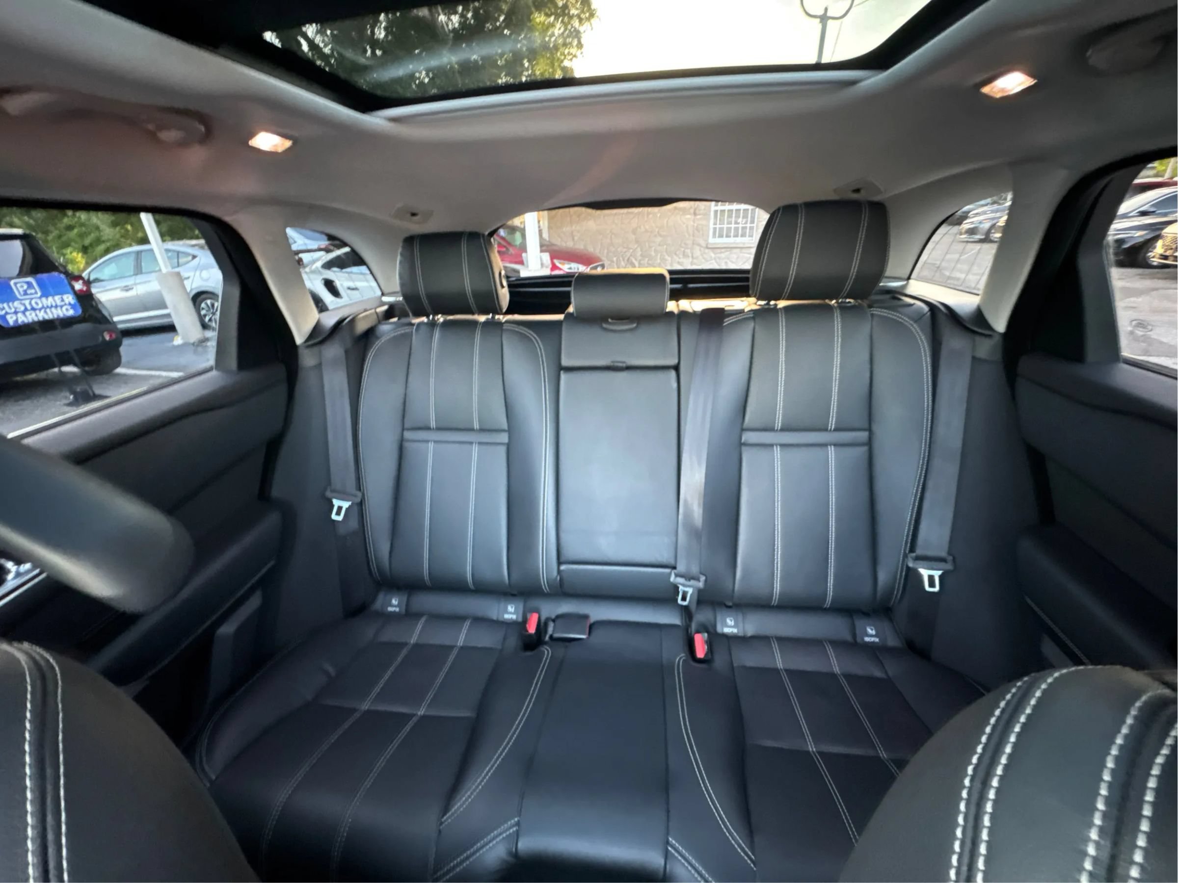 Used 2018 Land Rover Range Rover Velar S AWD/4WD image 15