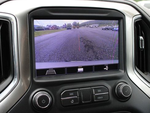 Used 2020 Chevrolet Silverado 1500 RST AWD/4WD image 38