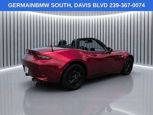Used 2021 MAZDA MX-5 Miata Sport RWD image 5