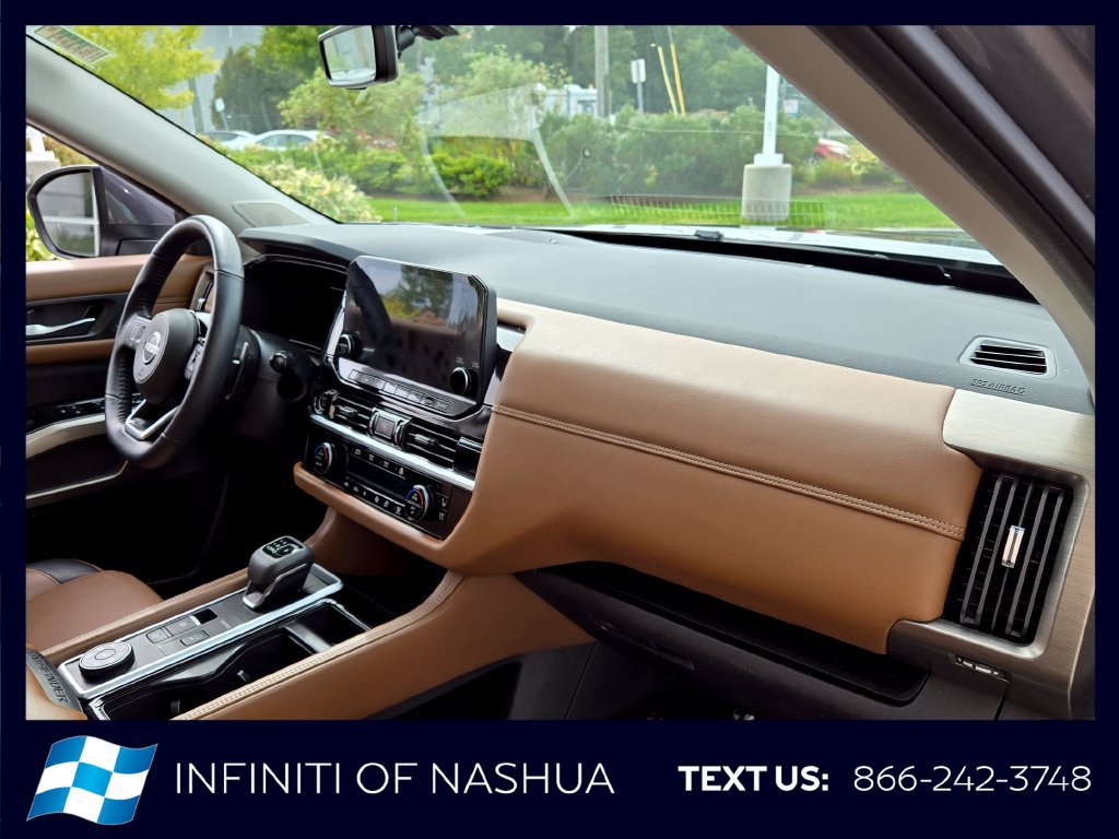 Used 2023 Nissan Pathfinder Platinum AWD/4WD image 20