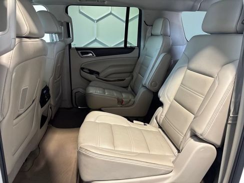Used 2016 GMC Yukon XL Denali w/ Open Road Package AWD/4WD image 15