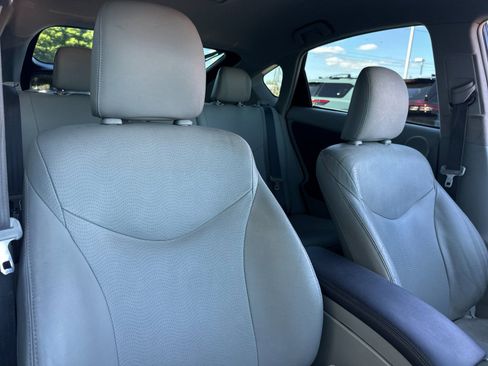 Used 2010 Toyota Prius Five FWD image 15