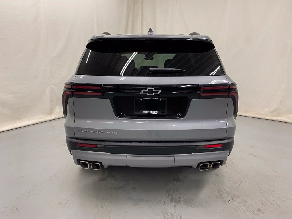 New 2027 Chevrolet Traverse LT w/ Driver Confidence Package AWD/4WD image 7