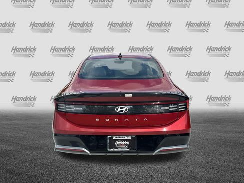 Used 2025 Hyundai Sonata SEL FWD image 9