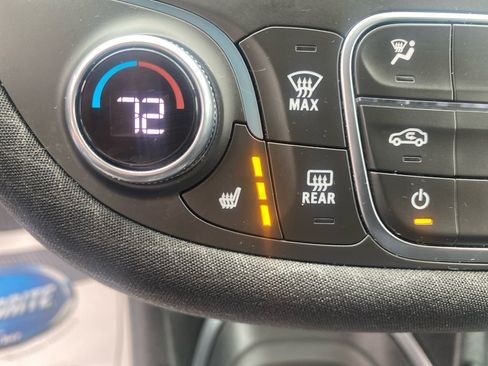 Used 2024 Chevrolet Malibu LT image 21