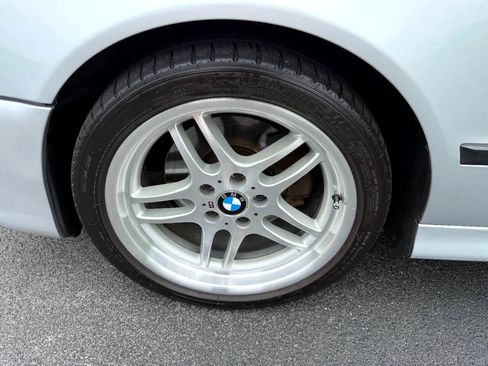 Used 2003 BMW 540i 540iA 4dr Sdn 5-Spd Auto image 25