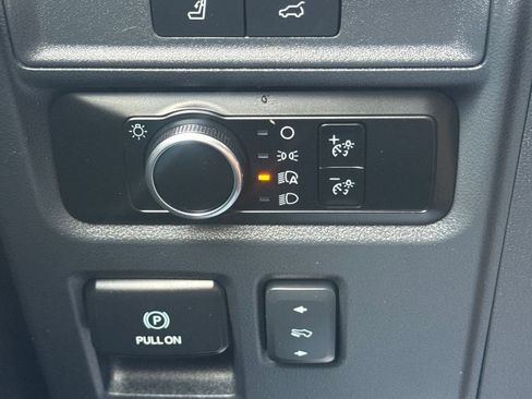 Used 2024 Ford Expedition Max XLT AWD/4WD image 22