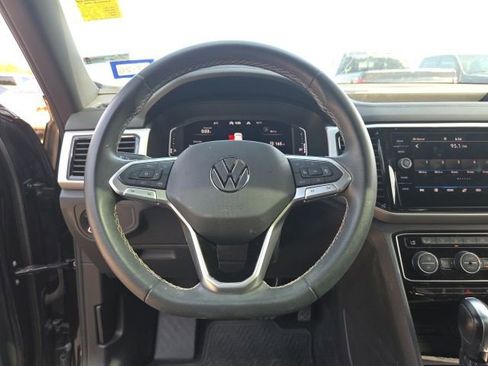 Used 2022 Volkswagen Atlas Cross Sport SE AWD/4WD image 10