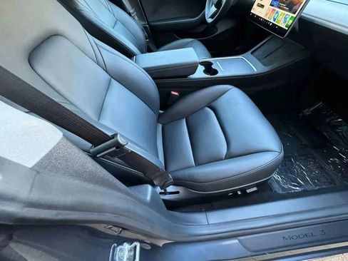 Used 2023 Tesla Model 3 Standard Range image 12