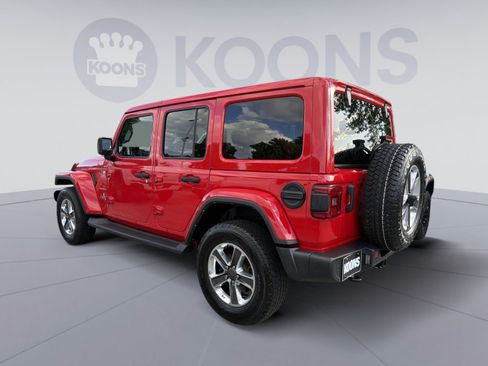 Used 2021 Jeep Wrangler Unlimited Sahara AWD/4WD image 4