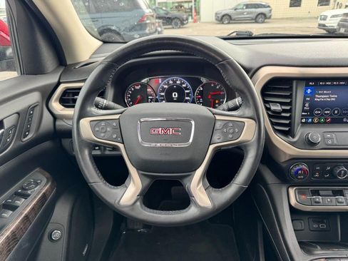 Used 2021 GMC Acadia Denali w/ Denali Technology Package FWD image 10
