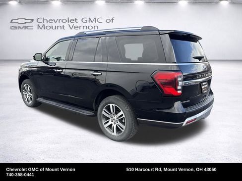 Used 2024 Ford Expedition Limited image 3