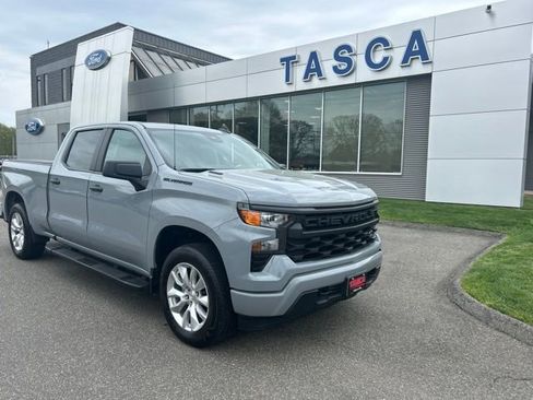 Used 2025 Chevrolet Silverado 1500 Custom w/ LPO, Dark Essentials Package AWD/4WD image 1