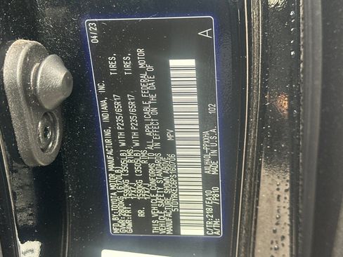 Used 2023 Toyota Sienna XLE image 55