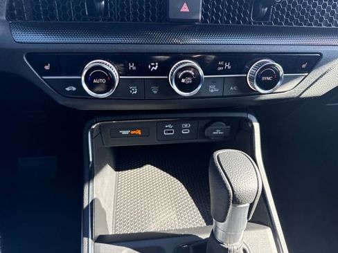 Certified 2025 Honda CR-V EX image 32