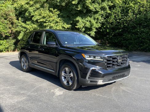 Used 2023 Honda Pilot EX-L image 2