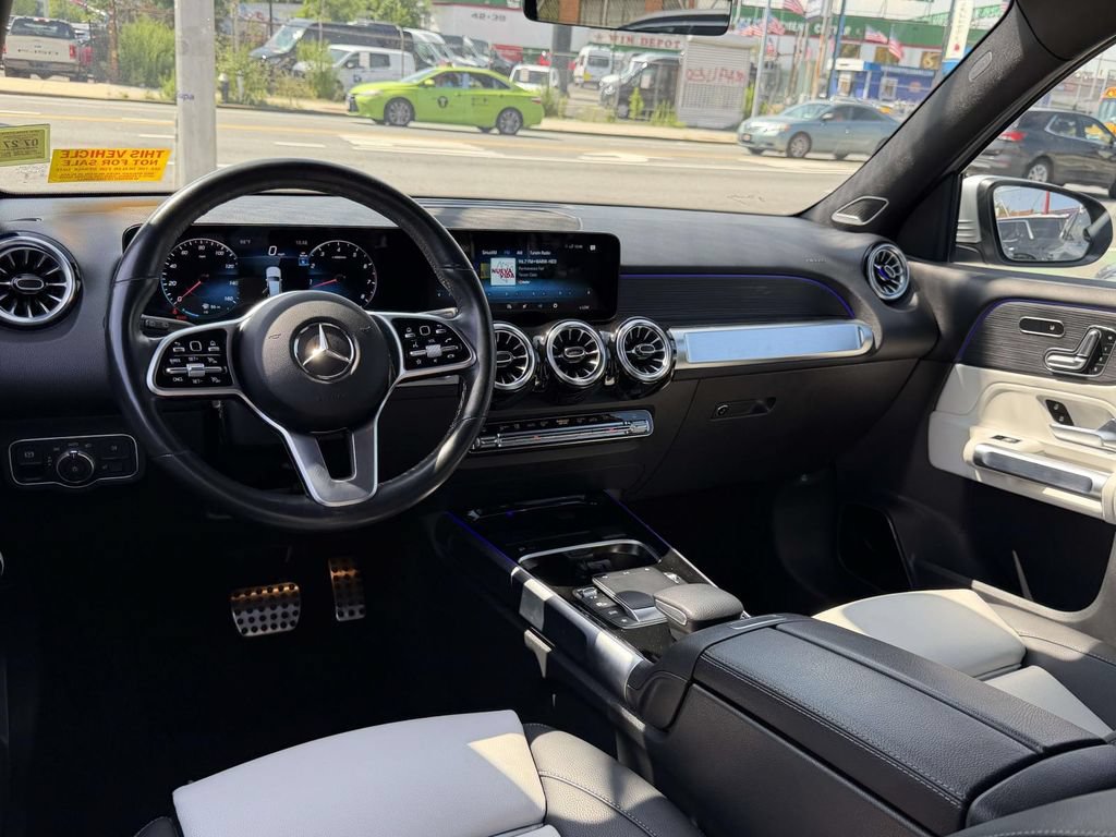 Used 2023 Mercedes-Benz GLB 250 4MATIC image 15