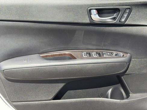 Used 2018 Kia Optima EX FWD image 13