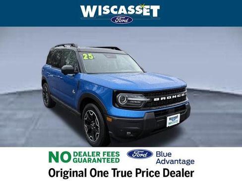 Certified 2025 Ford Bronco Sport Outer Banks w/ Outer Banks Tech Package+ image 1