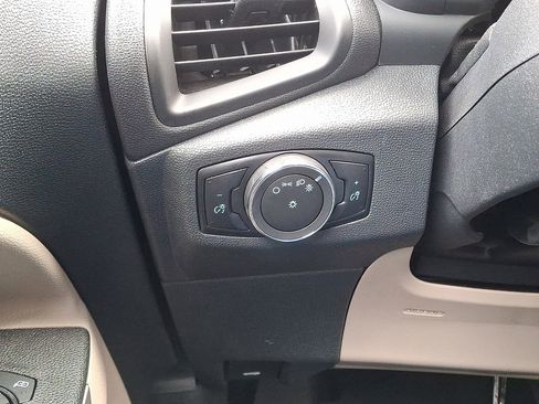Used 2021 Ford EcoSport S image 27