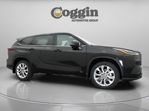 New 2026 Toyota Highlander Limited AWD/4WD image 24