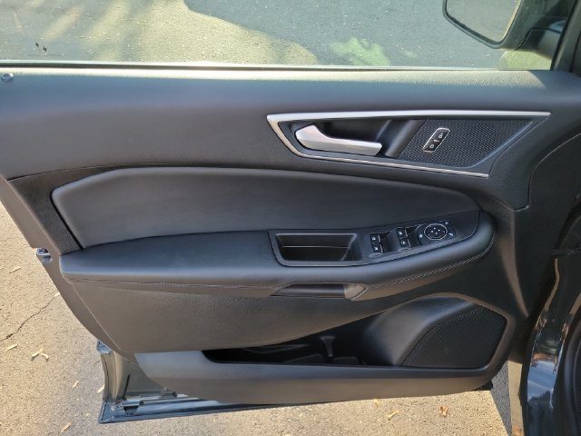 Certified 2024 Ford Edge SEL w/ Convenience Package AWD/4WD image 12