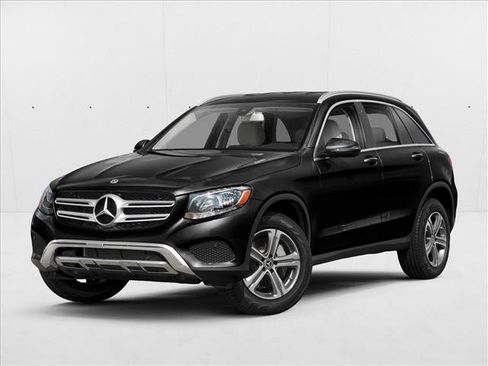 Used 2019 Mercedes-Benz GLC 300 image 1