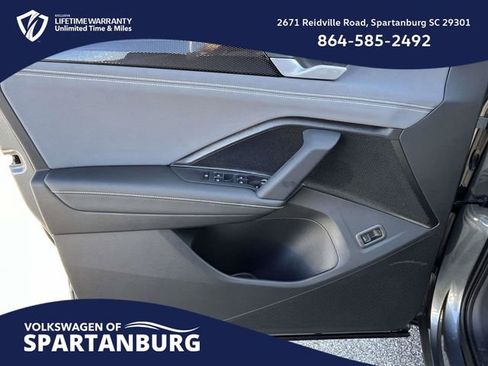 New 2026 Volkswagen Tiguan SE image 16