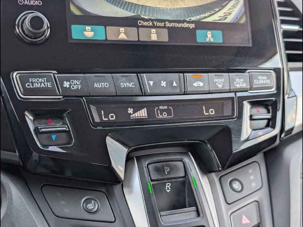 Used 2018 Honda Odyssey Touring image 19