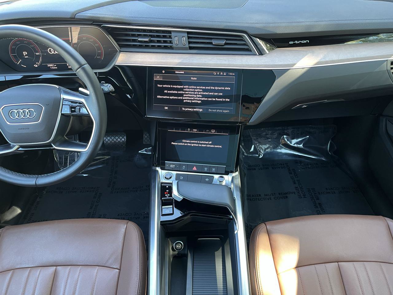 Used 2024 Audi Q8 e-tron Premium AWD/4WD image 19