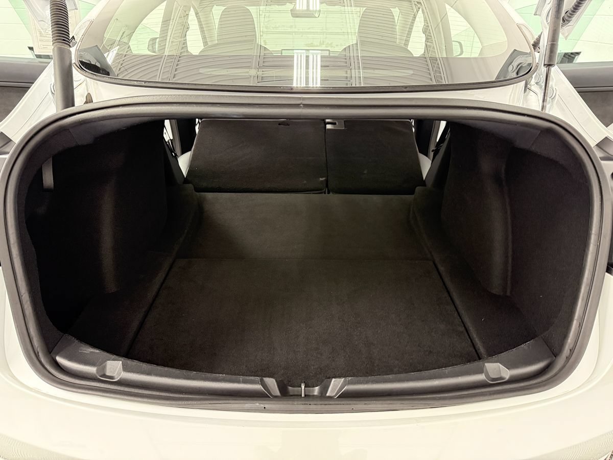 Used 2023 Tesla Model 3 Standard Range RWD image 29