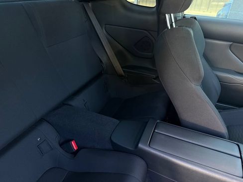 Used 2023 Toyota GR86 w/ ALL Weather Mat Package (TMS) RWD image 39
