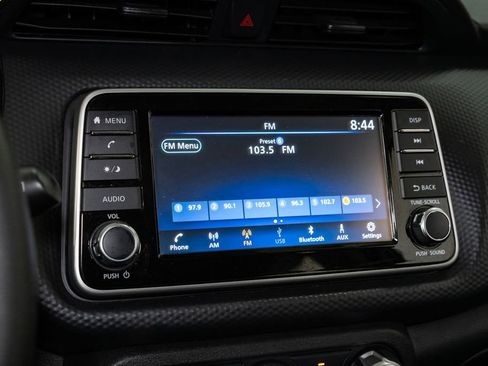 Used 2021 Nissan Kicks S image 14