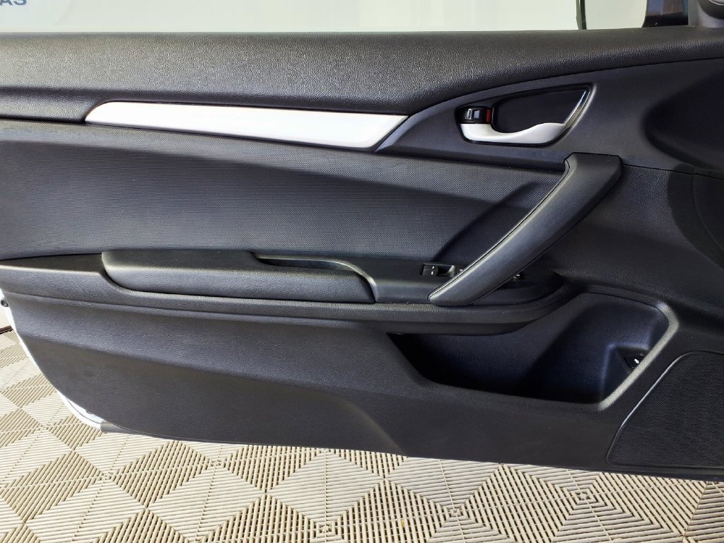 Used 2020 Honda Civic Sport image 8
