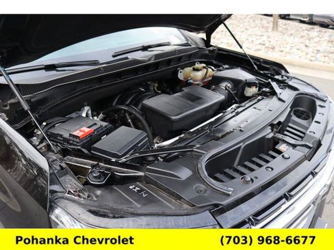 Used 2022 Chevrolet Suburban LT image 29