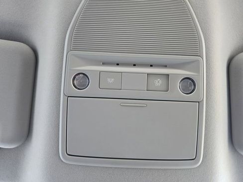 New 2026 Nissan Sentra SV image 7