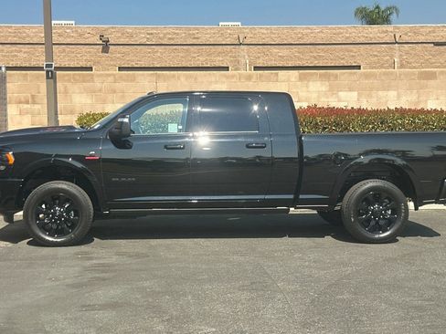 Used 2024 RAM 3500 Limited image 7