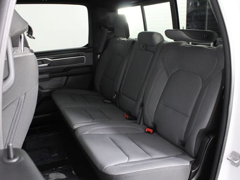 Used 2022 RAM 1500 Big Horn AWD/4WD image 18