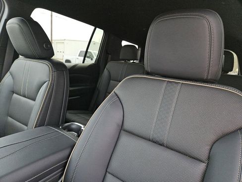 New 2026 Chevrolet Traverse High Country image 20